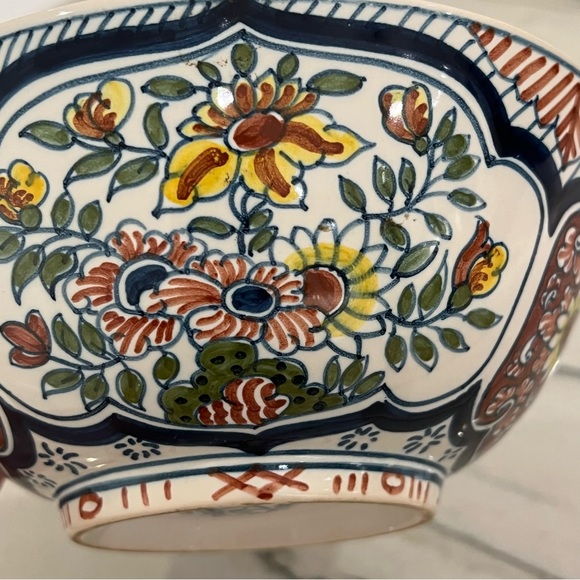 Vintage Holland Majolica Bowl - Picture 6 of 16